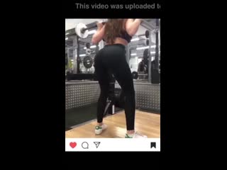 porn подсматриваем упругая задница сучки в спорт зале сучка попа лосины hd