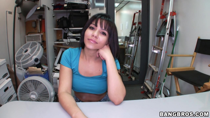 porn девушка из бразилии просто хочет получить работу hd