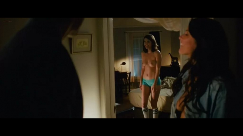 porn николь мур оливия манн детородные nicole moore olivia munn the babymakers 2012 hd