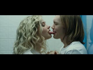 porn кэтрин лэнгфорд спонтанность katherine langford spontaneous 2020 hd