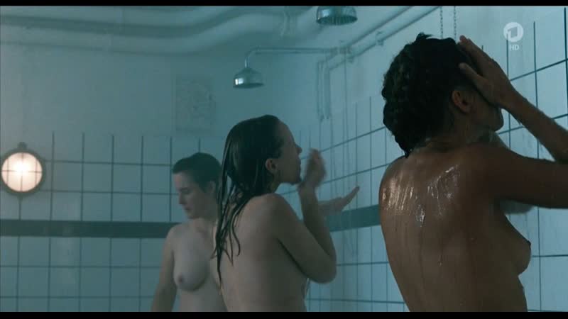 porn юли энгельбрехт каролина херфурт клара манцель берлин 36 julie engelbrecht karoline herfurth klara manzel berlin hd