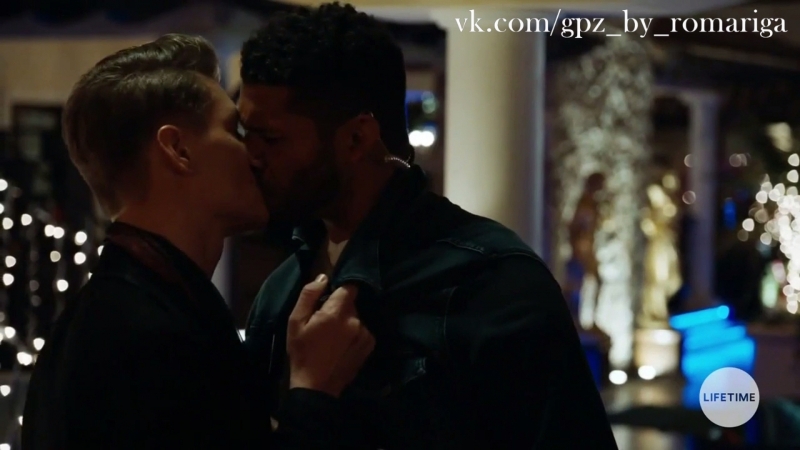 porn алексей воробьёв целуется с парнем в сериале unreal hd