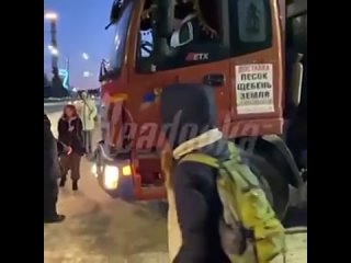 porn страсти вокруг троицкого леса в новой москве продолжают накаляться hd