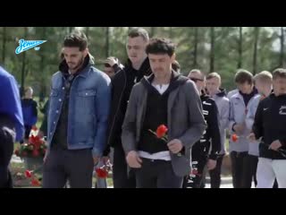 porn зенит почтил память жертв войны на пискаревском мемориале 8 05 2019 hd
