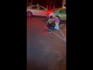 porn массовое выяснение отношений между китайскими шлюшками за очередного клиента hd