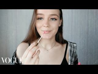 porn я притворяюсь что снимаюсь в ролике vogue секреты красоты the ksenechka показывает сияющий макияж hd