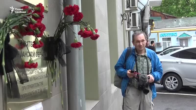 porn москва не объявила траур по погибшим в шереметьеве москвичи сами почтили их память hd