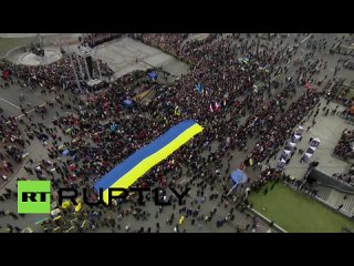 porn особое мнение порошенко рассмеялся во время молитвы в память о жертвах евромайдана hd