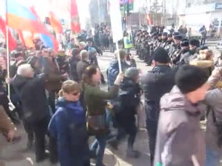 porn жители архангельска прорвали полицейскую цепь на митинге hd