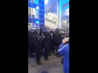 porn 3 августа на матче зенит краснодар произошла олдскульная стычка фанатов с омоном hd