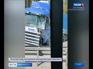 porn на кольцевой столкнулись грузовик машина дорожной службы и легковой автомобиль hd