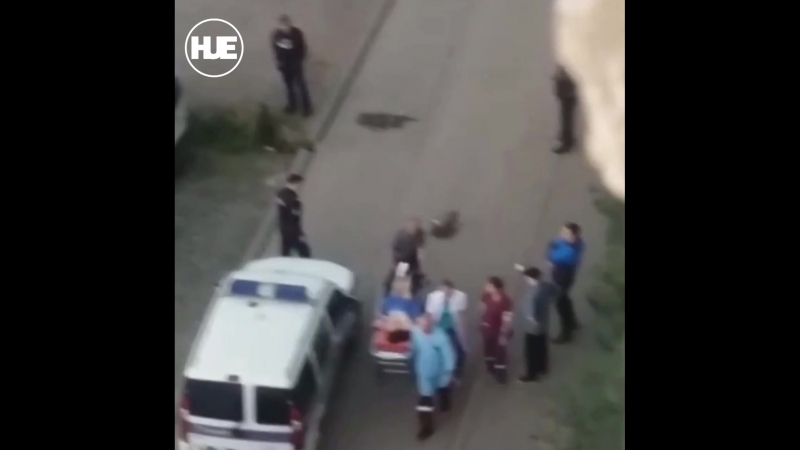 porn в кирове девушка отрезала себе палец и бегала голая по двору hd