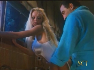 porn жена гостя отдалась мужу хозяйки чуть поломавшись hd