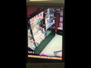 porn опробовал резиновую попу прямо в магазине а почему бы и нет порно трахнул извращенец hd