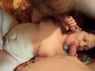porn шлюха мамка отсасывает хачу нежный минет домашнее видео русские эксгибиционисты секс семейной пары большие hd