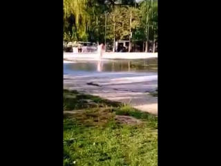porn новороссийск женщина голая моется в фонтане hd