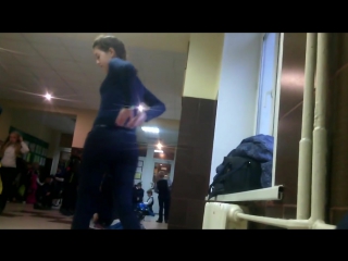 porn ээ попа скромной школьницы попка школа школьница подсмотрел подсмотрено подглядел эротика школа hd
