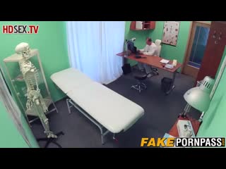 porn в больнице пациентка на собственном примере ощутила хардкор секс hd