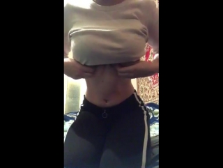 porn алла хвастается сочными сисечками и изумительной фигурой в перископе periscope hd