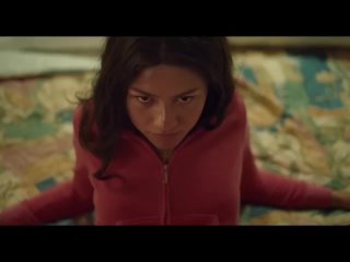 porn фильм претенденты целование зендайей с двумя мужчинами hd