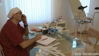 porn marta на приёме у гинеколога извращенца порно секс русское домашнее врач медсестра hd