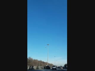 porn самолет завис но на самом деле он завис из за сильного встречного ветра hd
