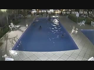 porn парнишка был на грани но его успели спасти бразилия hd