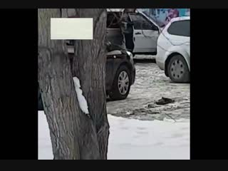 porn в екатеринбурге несколько мужчин в масках напали на мужчину возле отделения сбербанка hd