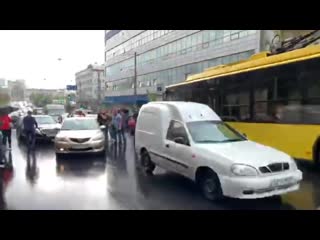 porn после выхода порошенко с допроса началась драка hd