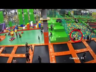 porn появилось видео из батутного центра в тюмени где погибла школьница hd