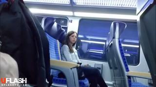 porn юная девочка смотрит как парень дрочит в поезде hd