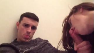porn молодые ебутся мжм сосет и дрочит двоим жестко ебут шлюху в рот и раком шалава кончает teen минет анал секс whore hd