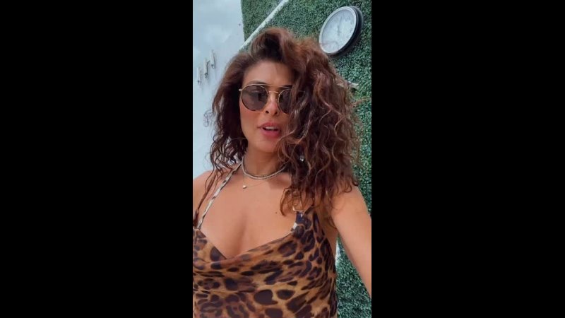 porn жулиана паес с семьёй отдыхает в майями апрель 2022 hd