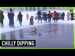 porn yakutsk ice swimmers start season with freezing dip hd