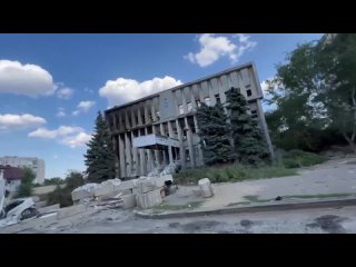 porn в сети публикуют видео практически уничтоженного здания нацполиции украины в лисичанске который перешел под контроль hd