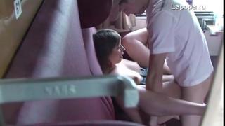 porn с подругой в поезде скрытая камера секс порно домашнее порево трахает попка сиськи 18 hd