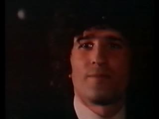 porn порок носит черные чулки il vizio ha le calze nere el vicio tiene medias negras reflection in black 1975 hd