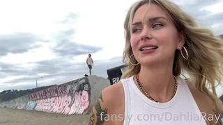 porn ненасытная сперможуйка dahlia ray dahliaray блондинка вафлерша минетчица блонди минет отсос в авто большая жопа hd