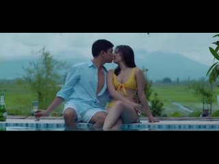 porn красивая тайка страстно трахается с возлюбленным на большой постели hd