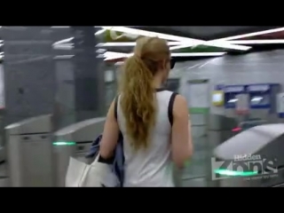 porn подглядывание под юбку в метро hd