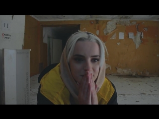 porn александра киевская снимали мистику а попали на бандитов hd