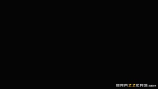 porn отчим спалил интимные фотки соседки и шантажом заставил её отсосать после чего он разошёлся и выебал потаскушку в hd
