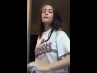 porn пошлая девочка молодые школьница kwaiperiscopeпоказала попу и раздевается на камеру эротика в видео чате sex скайп hd