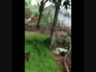 porn видео схода оползня в деревне лексоно индонезия западная ява 14 декабря hd