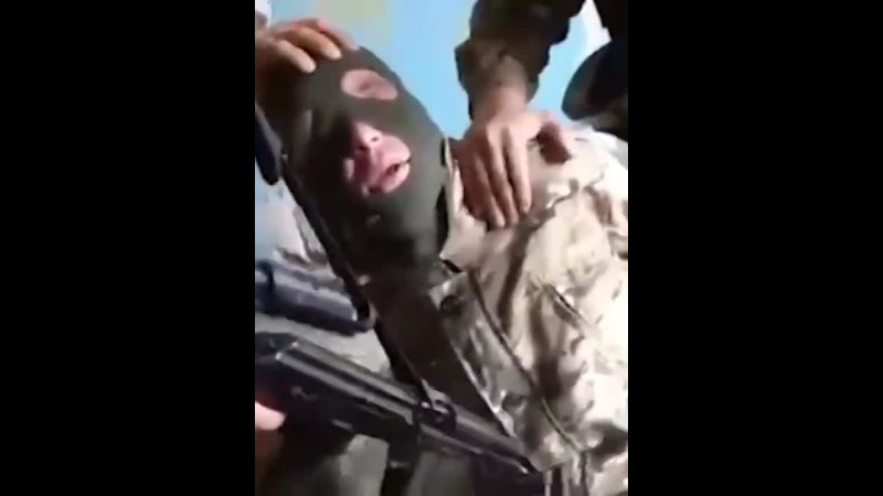 porn бойцы рамзана кадырова поймали украинского снайпера и заставили его извиняться hd