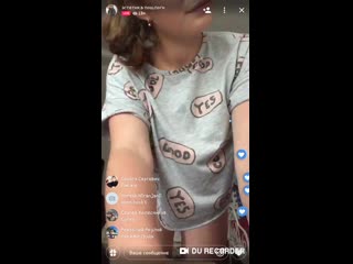 porn молодая показала попу по трансляции hd