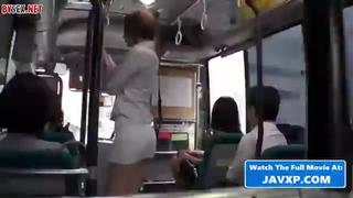 porn японка возбудилась и захотела секса прямо в автобусе hd