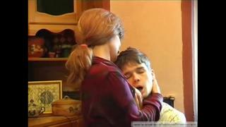 porn русская мама сына соблазнила milf mom инцест мать и сын мама incest маму hd