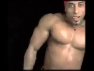 porn рикардо милос захотел подцепить винишко тян но подцепил только сифилис от антона hd