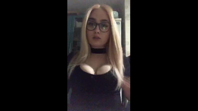 porn красивая девушка в очках с большими сиськами перископperiscope hd